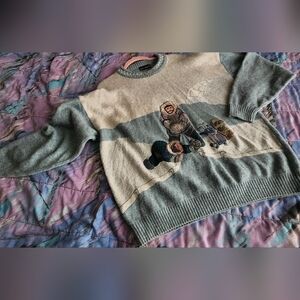 Enzo Lorenzo Snow Day sweater